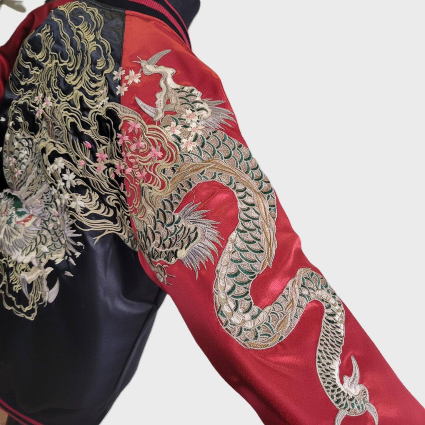 Sukajan Dragon Impérial – Rouge Crimson & Noir